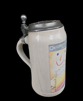 Халба с капак ,вместимост 1L Халба с капак ,вместимост 1L