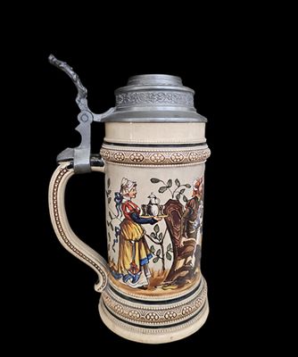 Халба с капак ,вместимост 0,5L