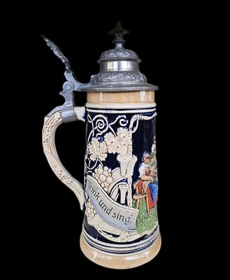 Халба с капак ,вместимост 0,5L