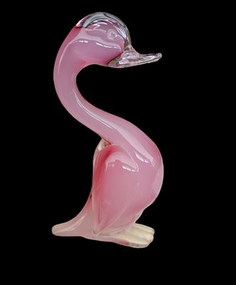 Стъклена статуетка