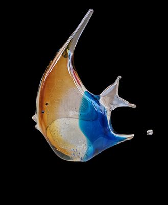 Стъклена статуетка