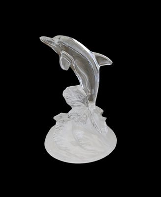 Стъклена статуетка