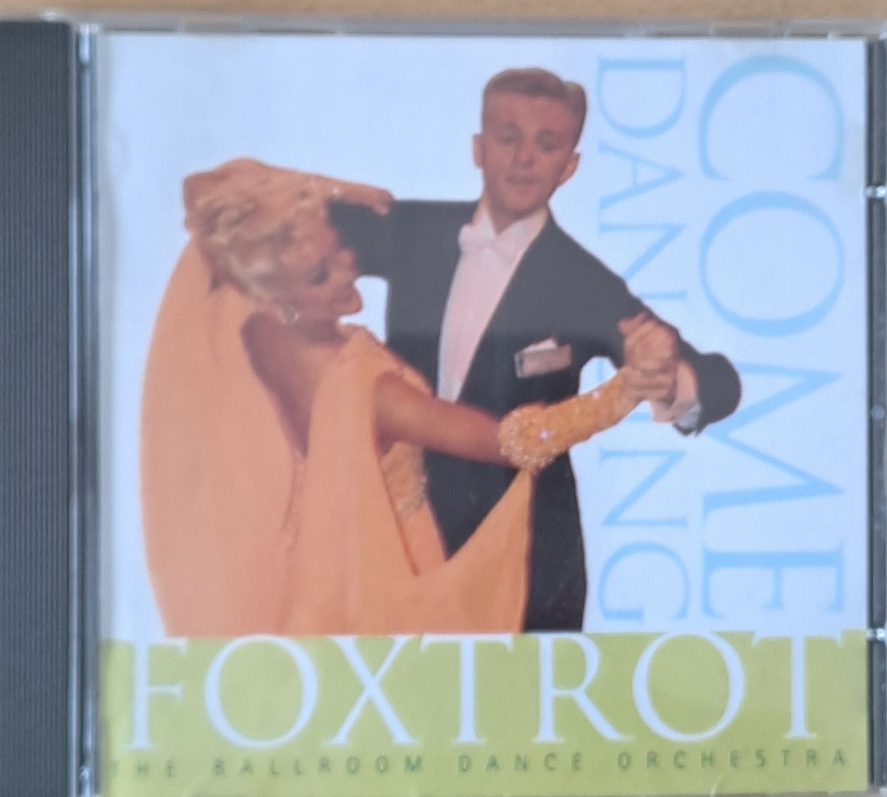 Foxtrot / The Ballroom Dance Orchestra, 1-CD Foxtrot / The Ballroom Dance Orchestra, 1-CD