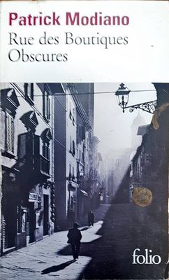 Rue des boutiqes obscures