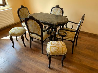 Антична мебелна гарнитура Антична мебелна гарнитура