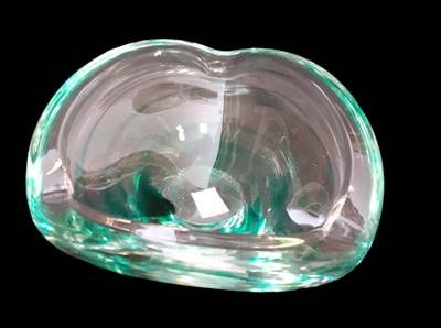 Стъклен пепелник Стъклен пепелник