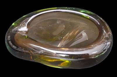 Стъклен пепелник