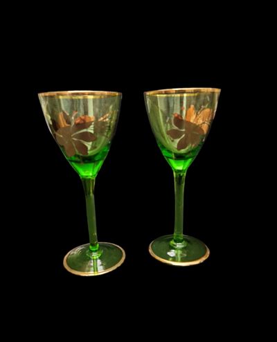 Стъклени чаши за вино - на брой