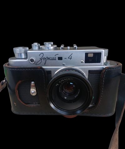 Фотоапарат Зоркий 4