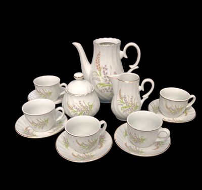 Порцеланов сервиз Порцеланов сервиз