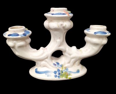 Свещник за 3 свещи