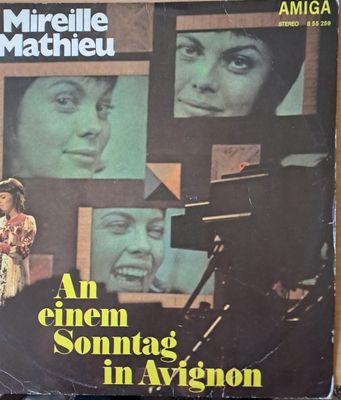 Mireille Mathieu: An einem Sonntag in Avignon Mireille Mathieu: An einem Sonntag in Avignon