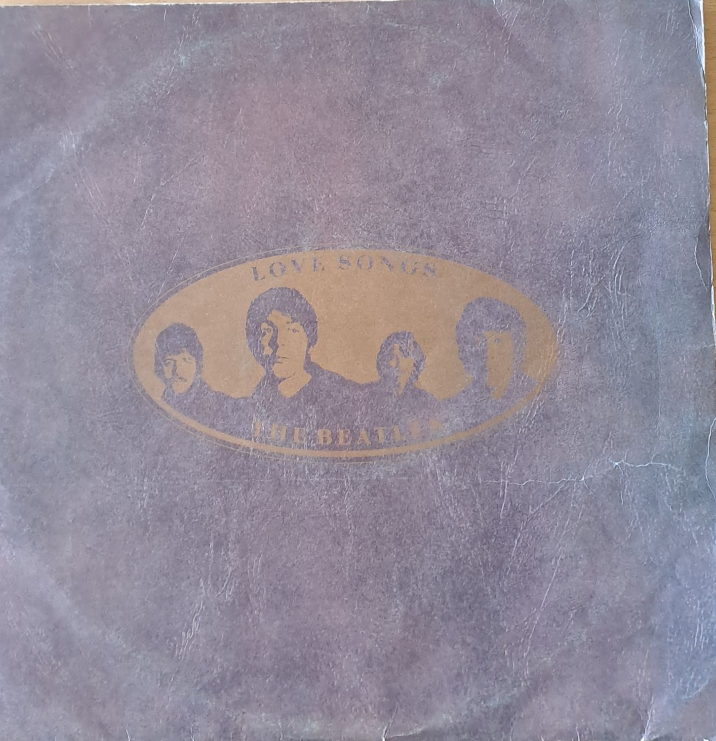 The Beatles: Love Songs (Албум от 2 плочи) The Beatles: Love Songs (Албум от 2 плочи)