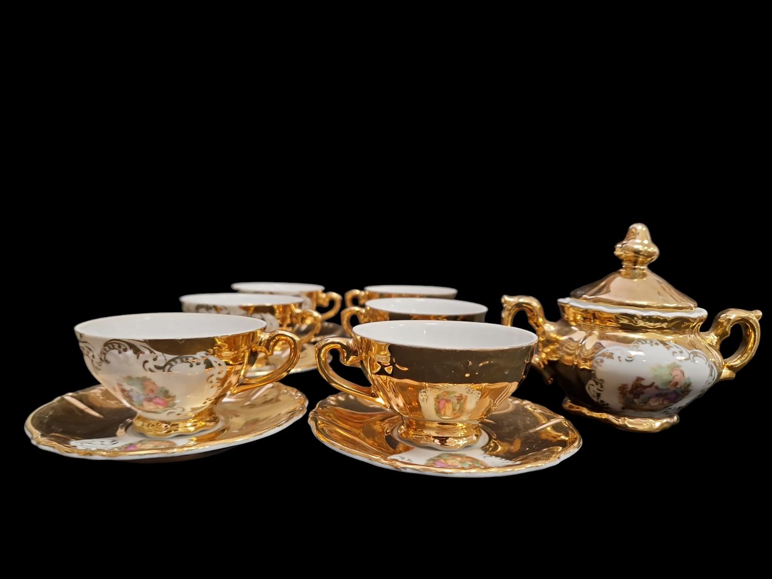 Порцеланов сервиз за кафе Порцеланов сервиз за кафе