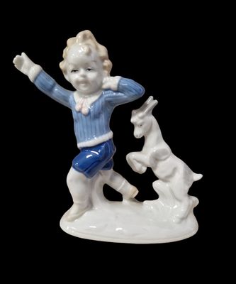 Порцеланова статуетка