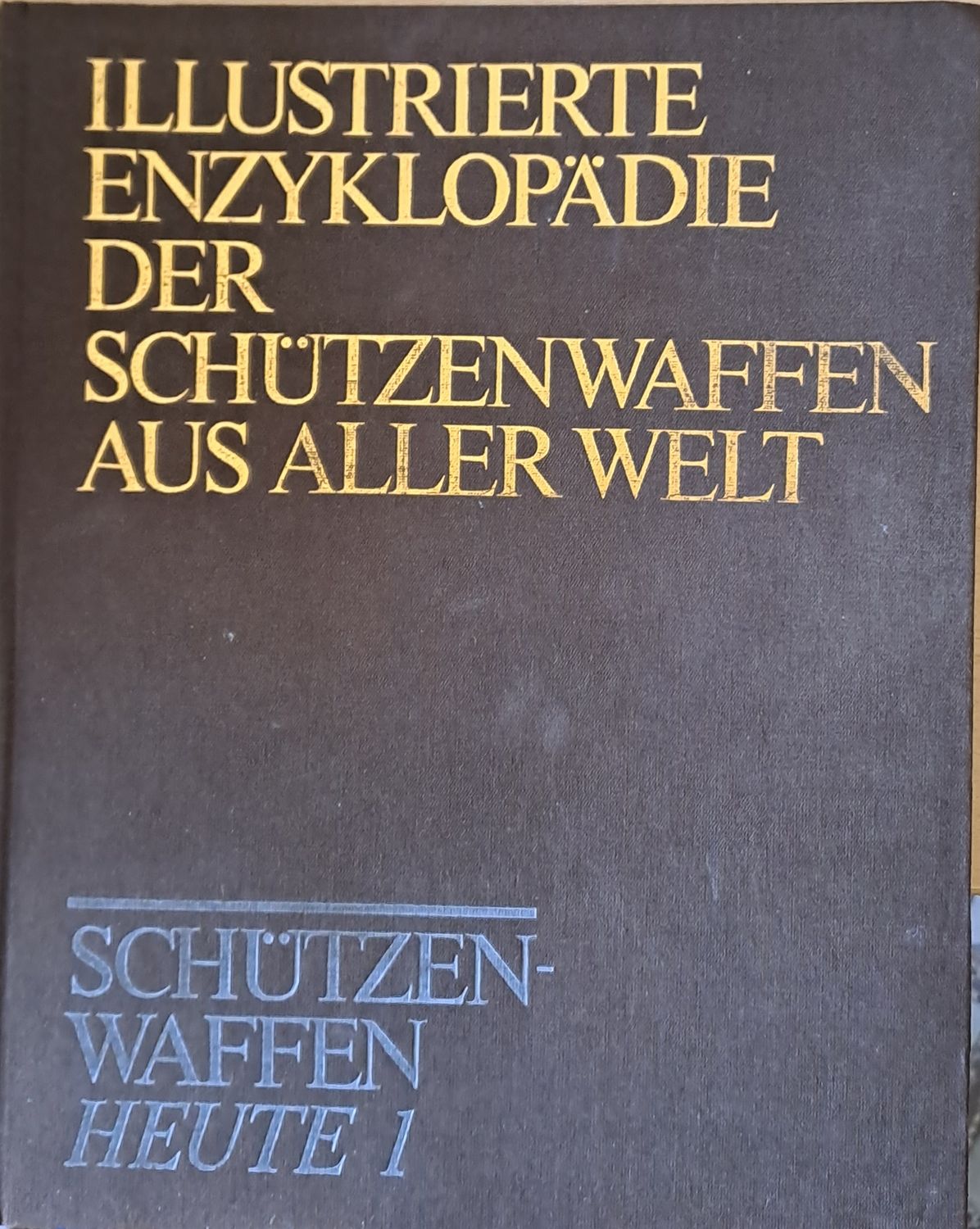 Enzyklopadie der Schutzen Waffen Aus Aller Welt