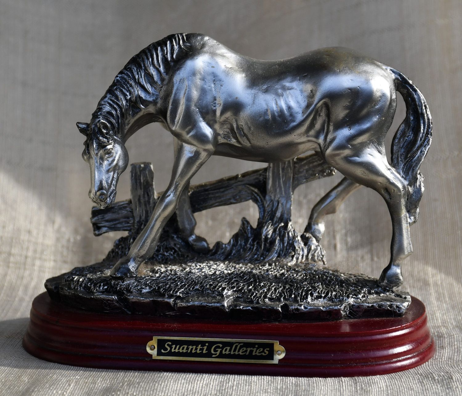 Скулптура "Жребец"