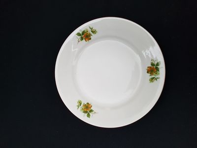 Десертна чиния