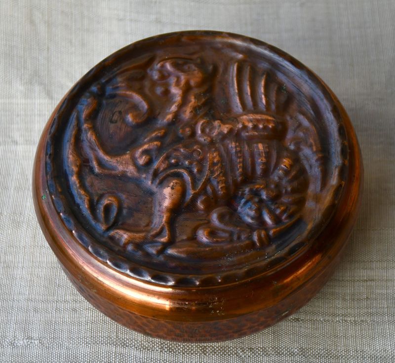 Медна кутия за бижута