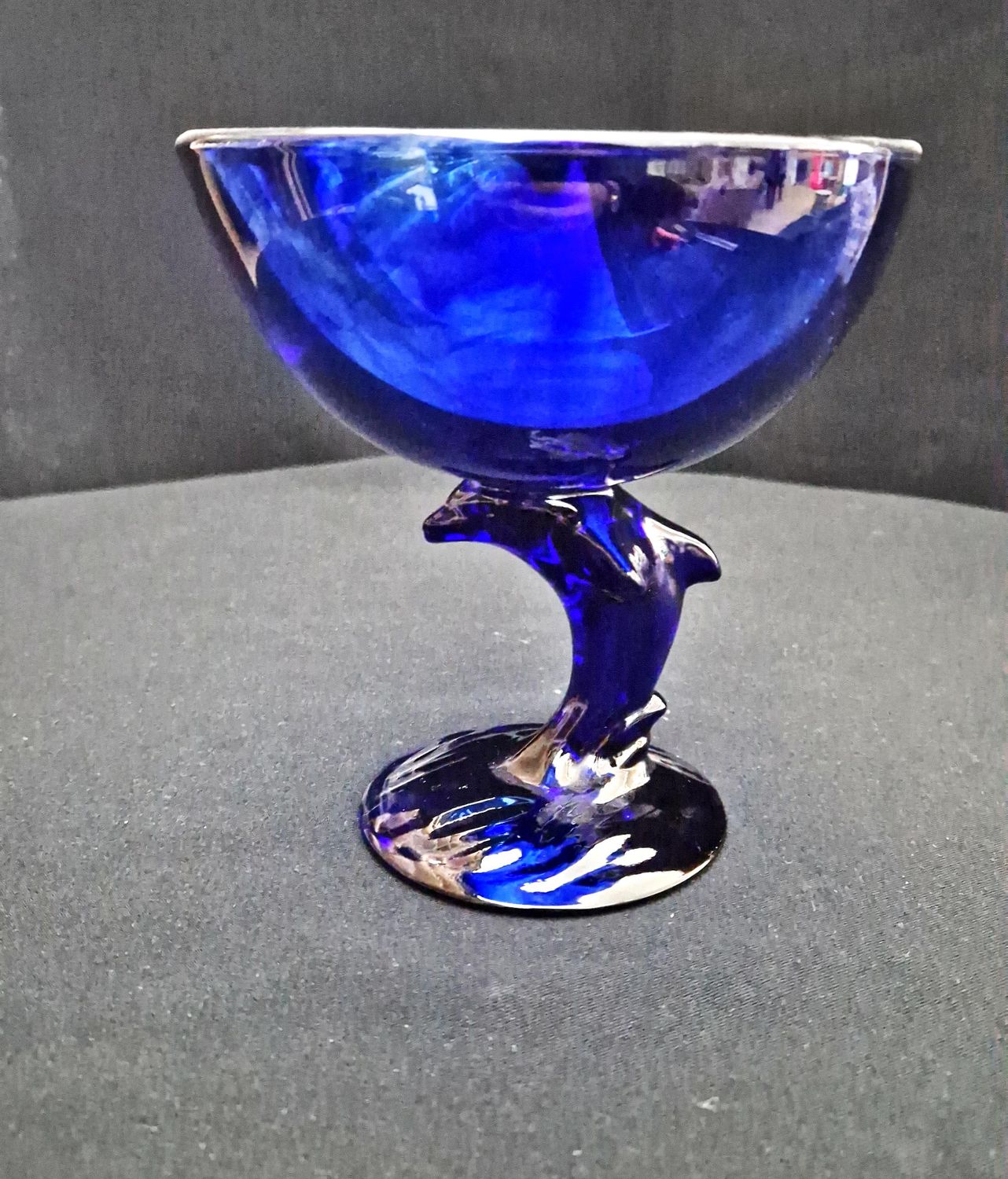 Стъклена бонбониера Стъклена бонбониера