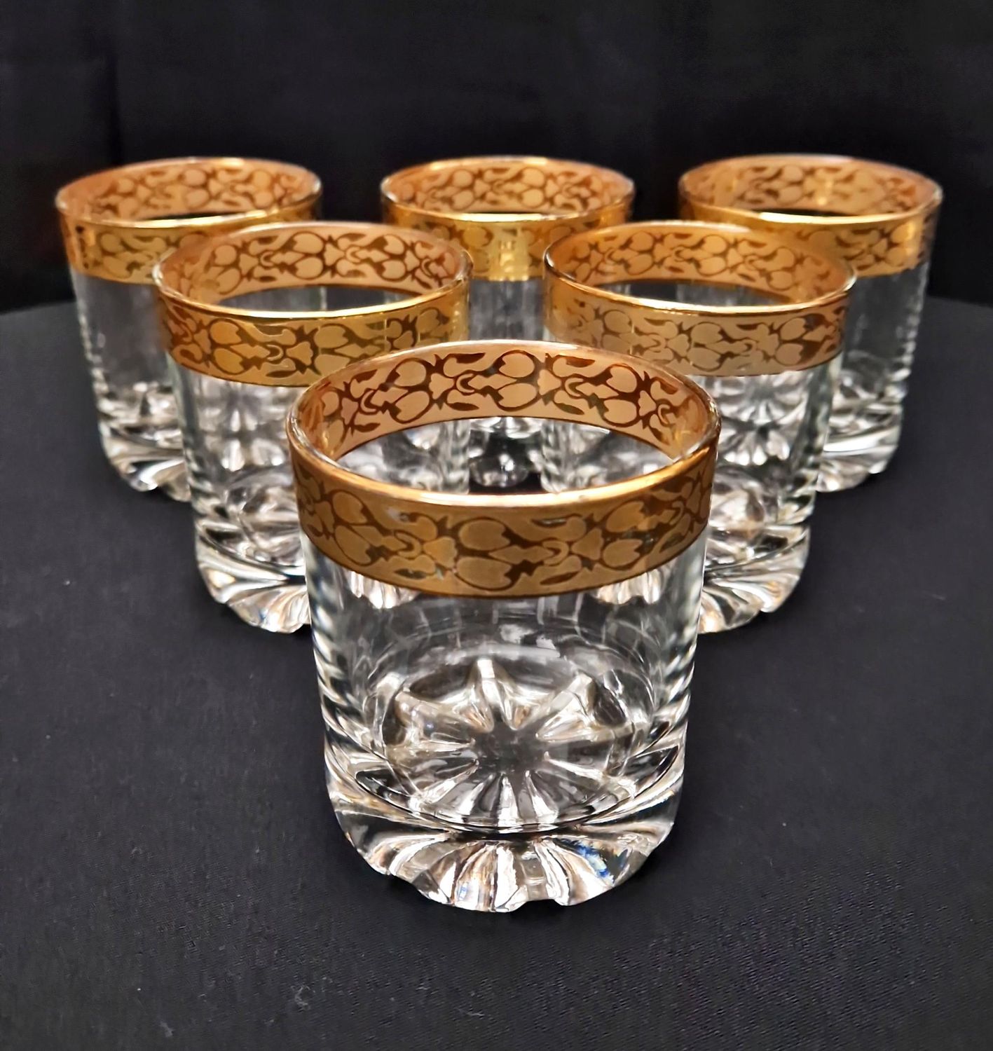 Стъклени чаши за уиски със златен кант - на брой