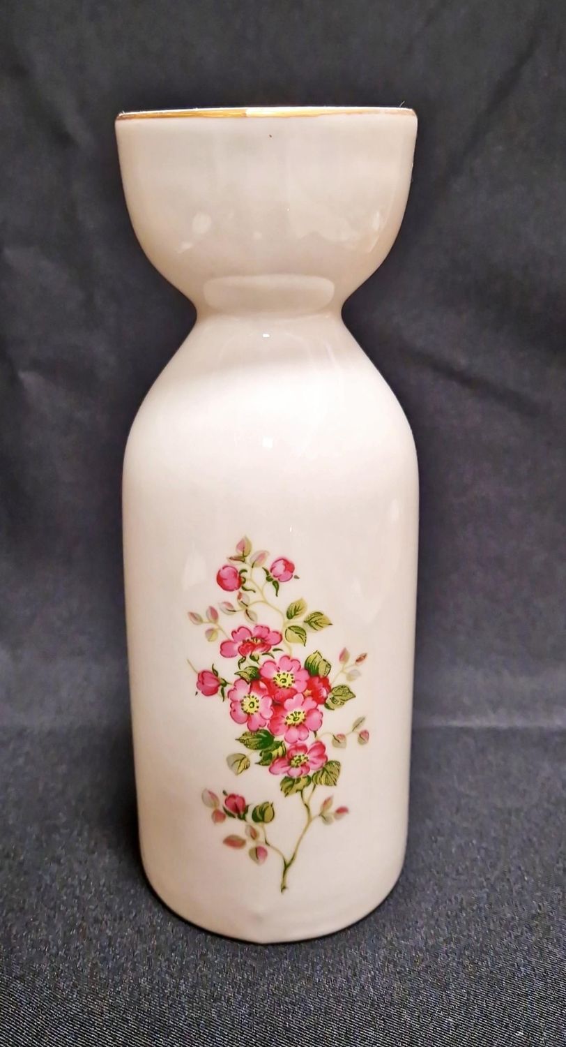 Порцеланова ваза