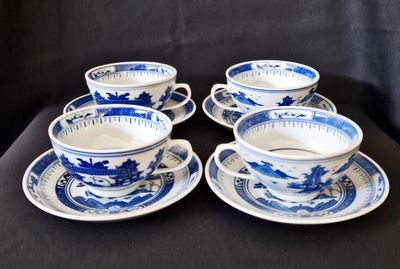 Порцеланови сетове за чай и кафе на брой