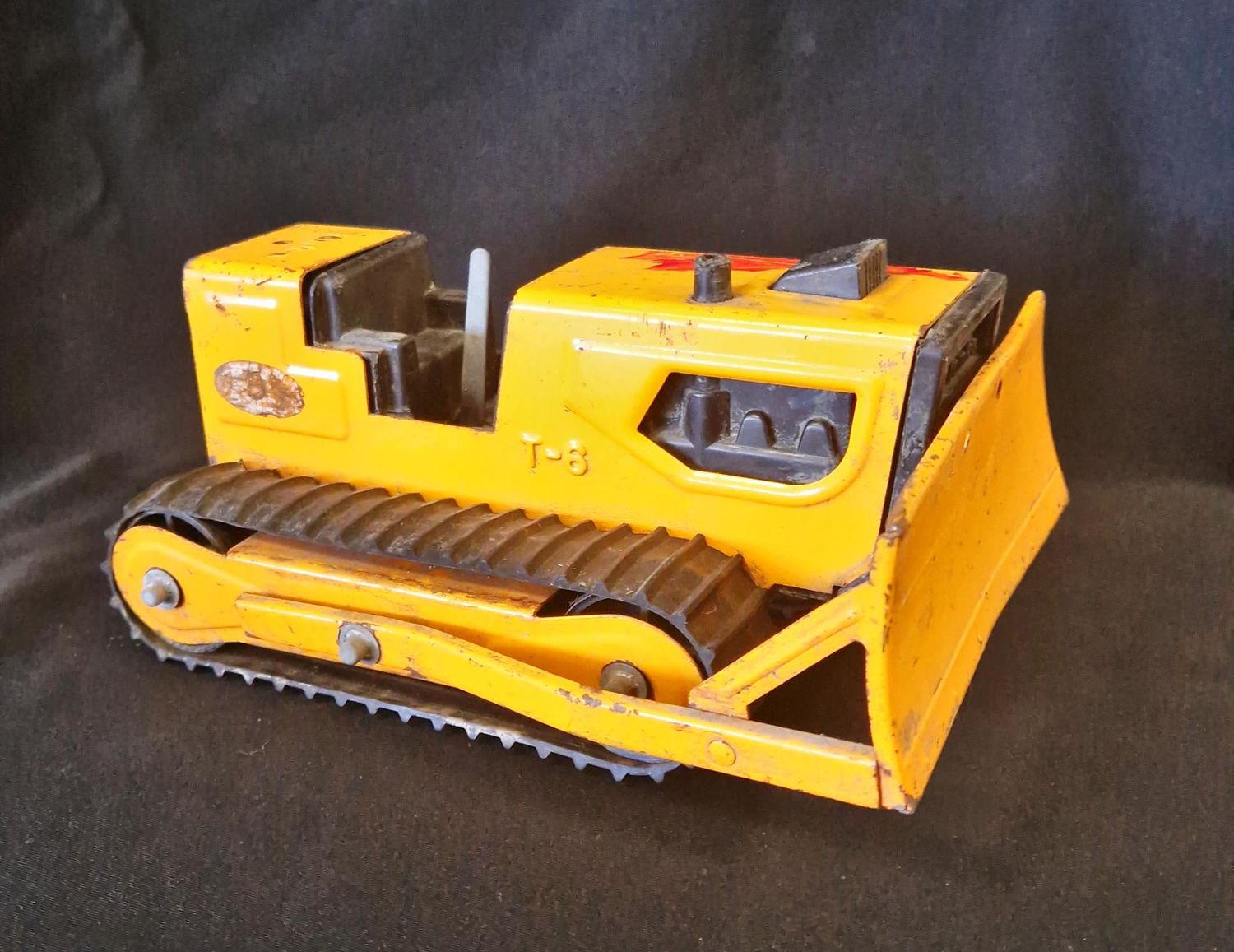 Метален багер