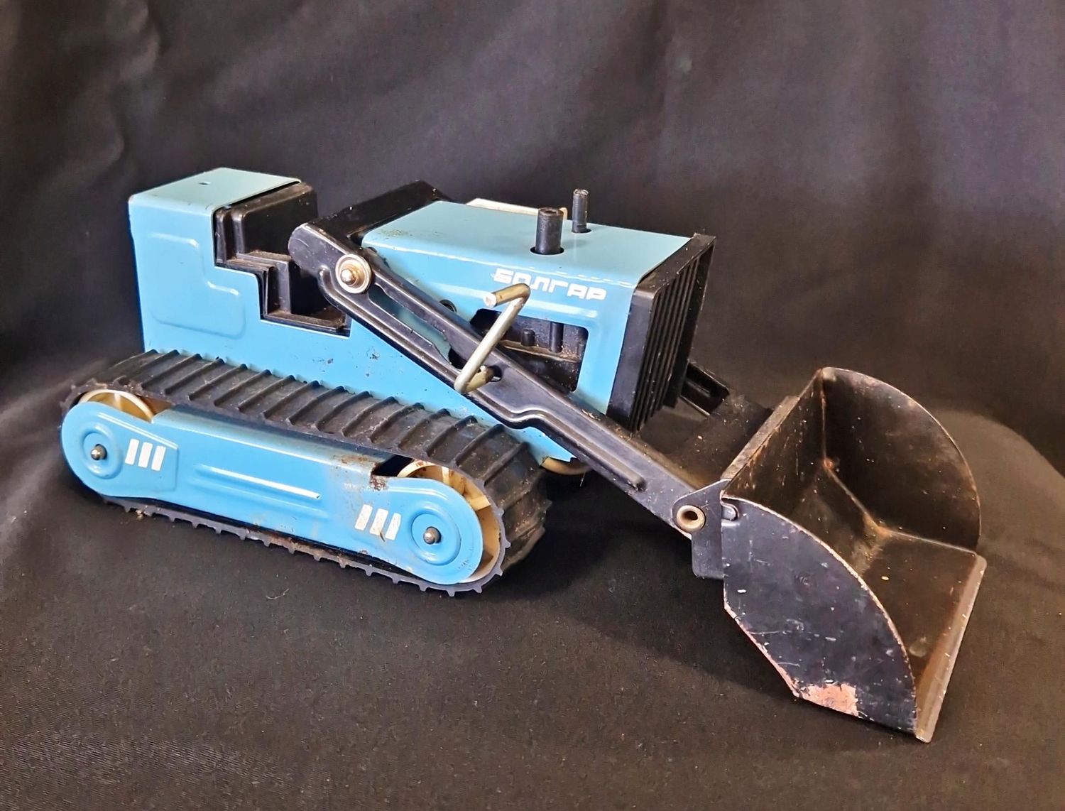 Метален багер