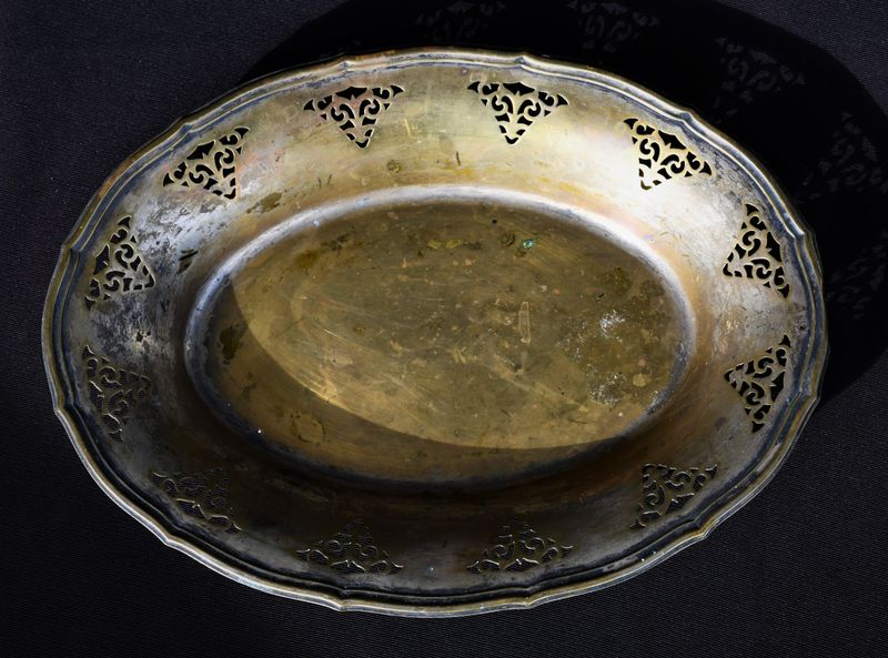 Антична чиния месинг