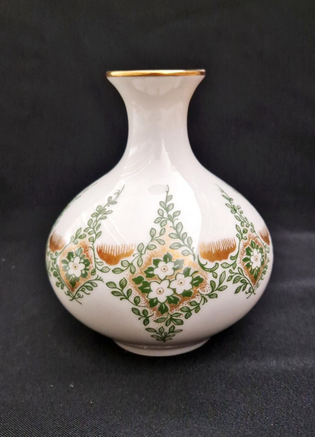 Ваза - порцелан