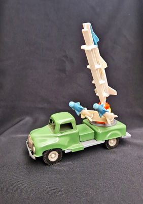 Метална количка Метална количка