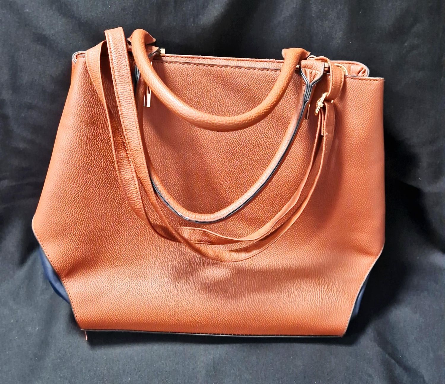 Дамска чанта