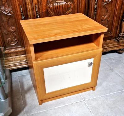 Шкафче Шкафче