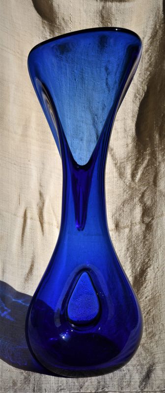 Ваза - художествено стъкло (43 см.)