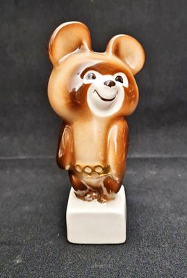 Статуетка - порцелан Статуетка - порцелан