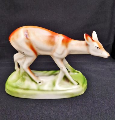 Статуетка - порцелан