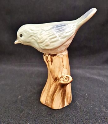 Статуетка - порцелан