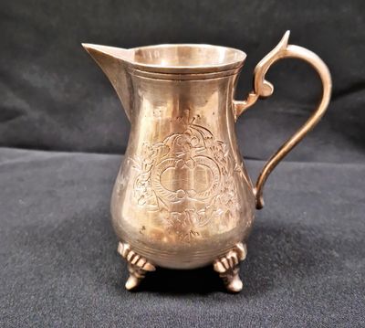 Метална каничка