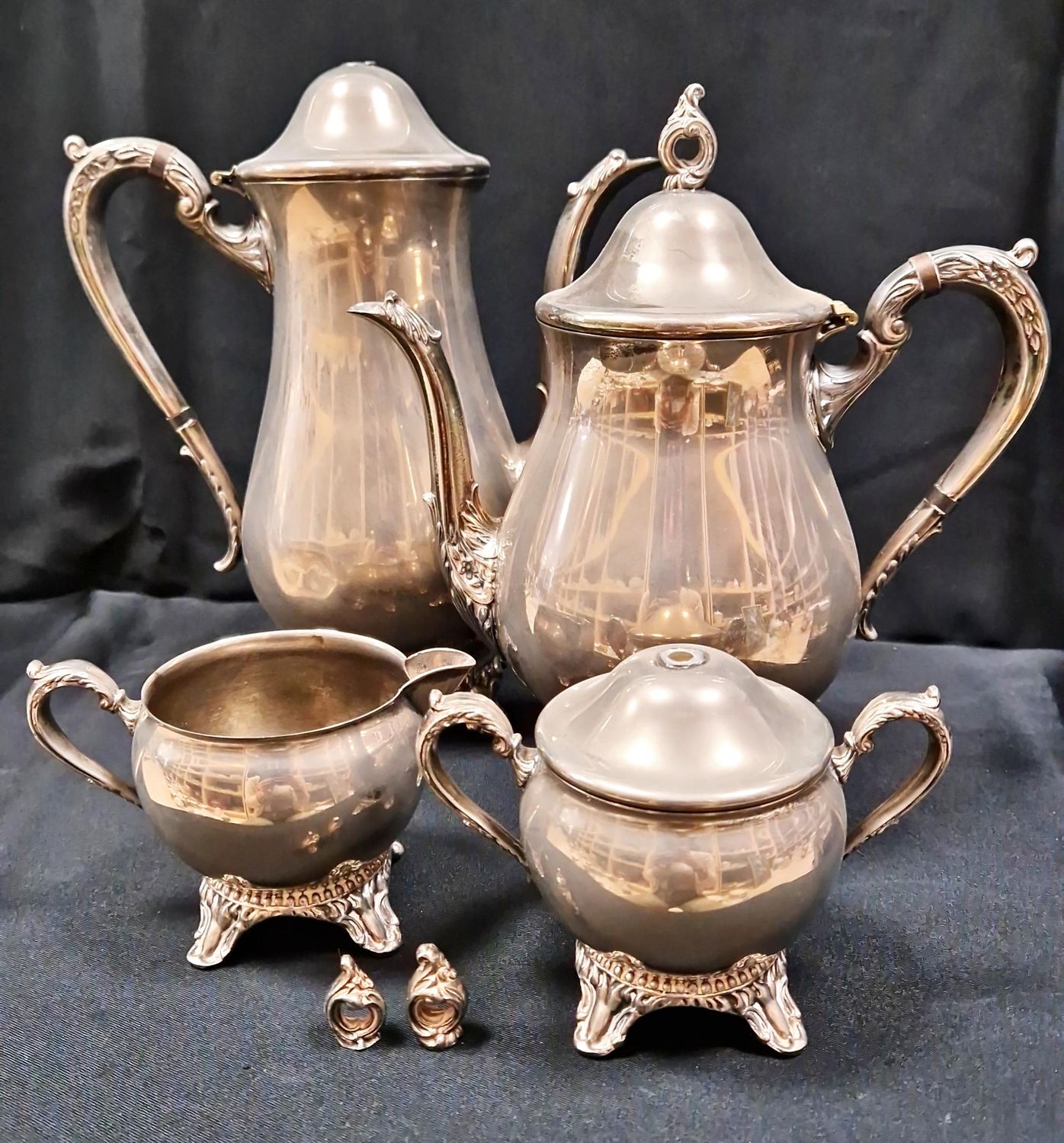 Метален сервиз