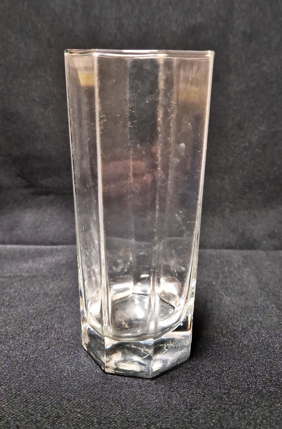 Чаша за вода и безалкохолно Чаша за вода и безалкохолно