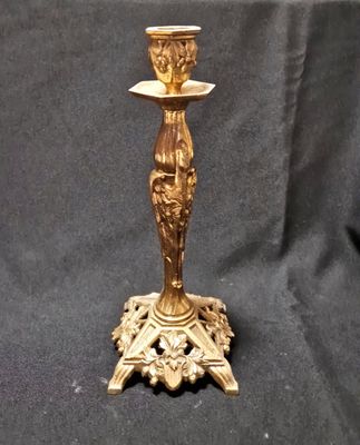 Свещник Свещник