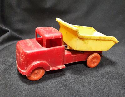 Пластмасова количка Пластмасова количка