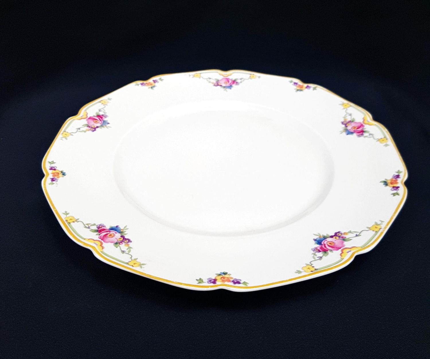 Плитка чиния