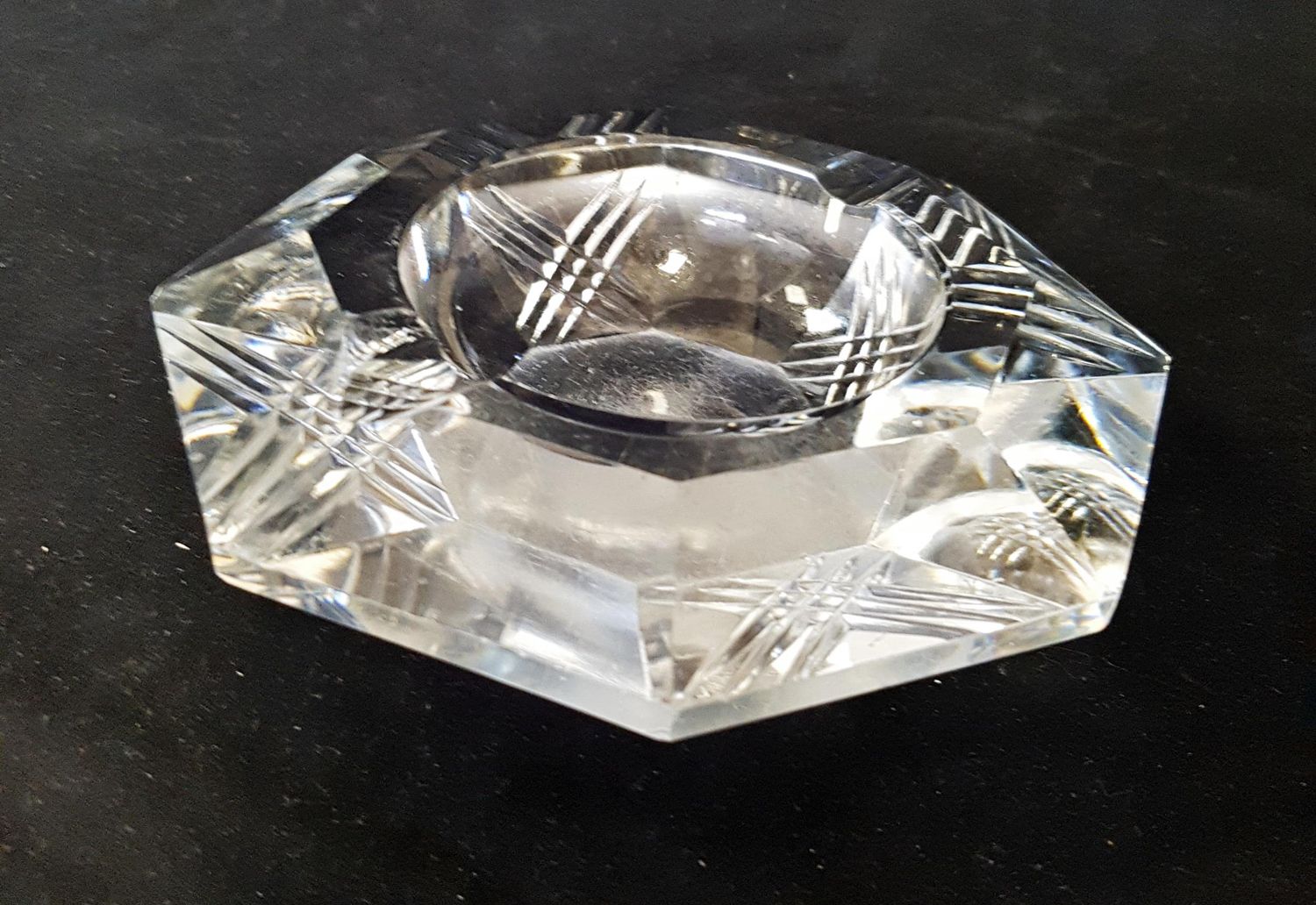 Стъклен пепелник Val S' Lambert