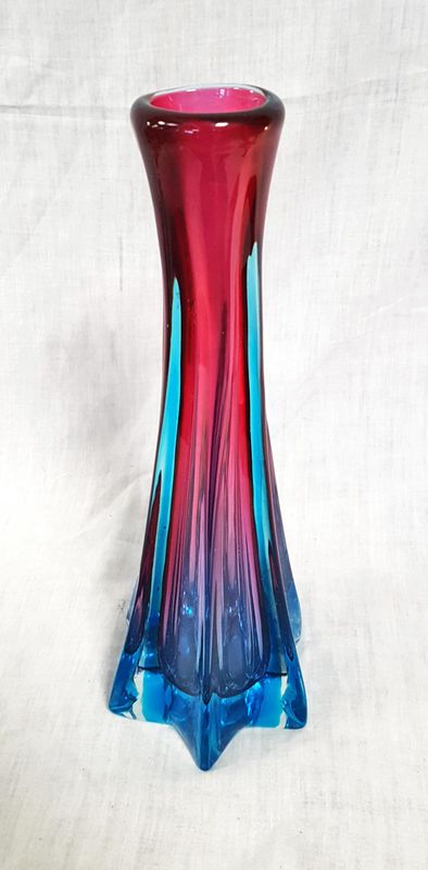 Стъклена ваза Murano