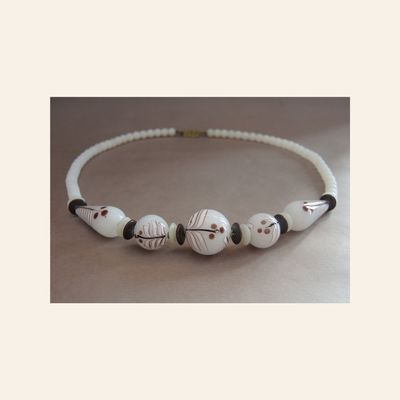 Antique Czech Hand-Painted Milk Glass Necklace – Art Deco 1930s Bohemian Jewelry