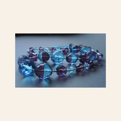 Vintage Czech uranium glass necklace  Art Deco era