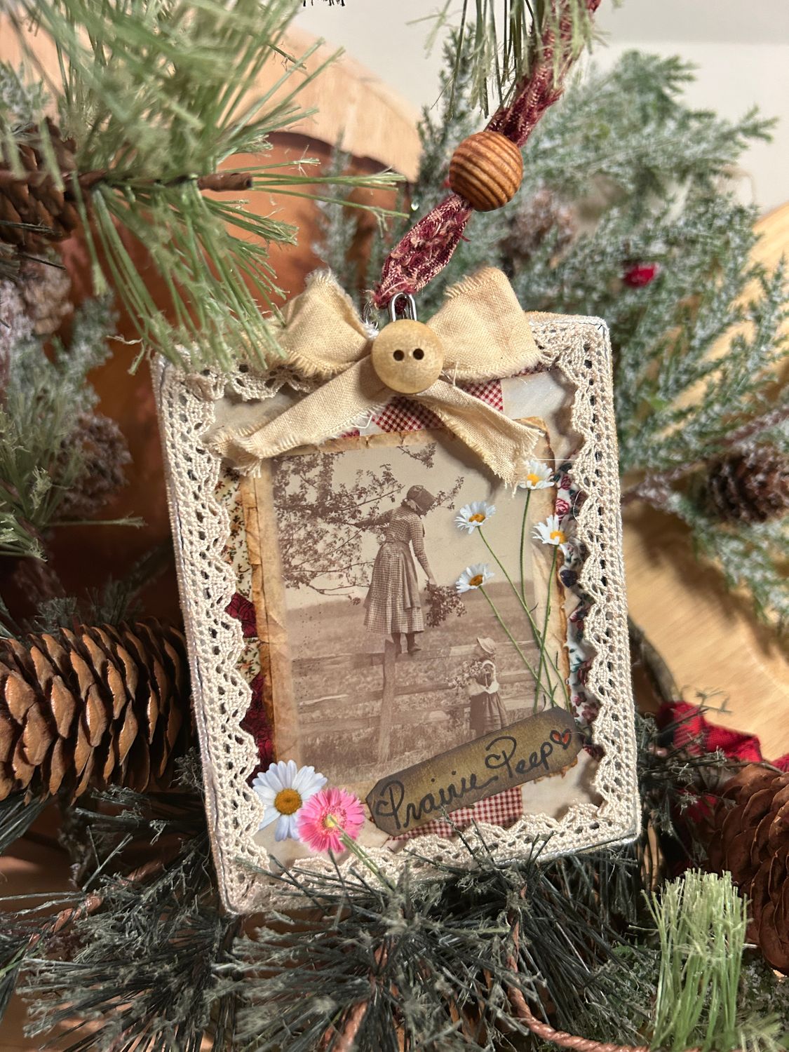 Vintage Prairie Peep Ornament