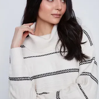 Coco Y Club Knitted Sweater 2523008 Coco Y Club Knitted Sweater 2523008